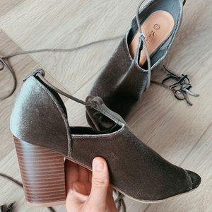 Twisted Wrap Heels from Buckle